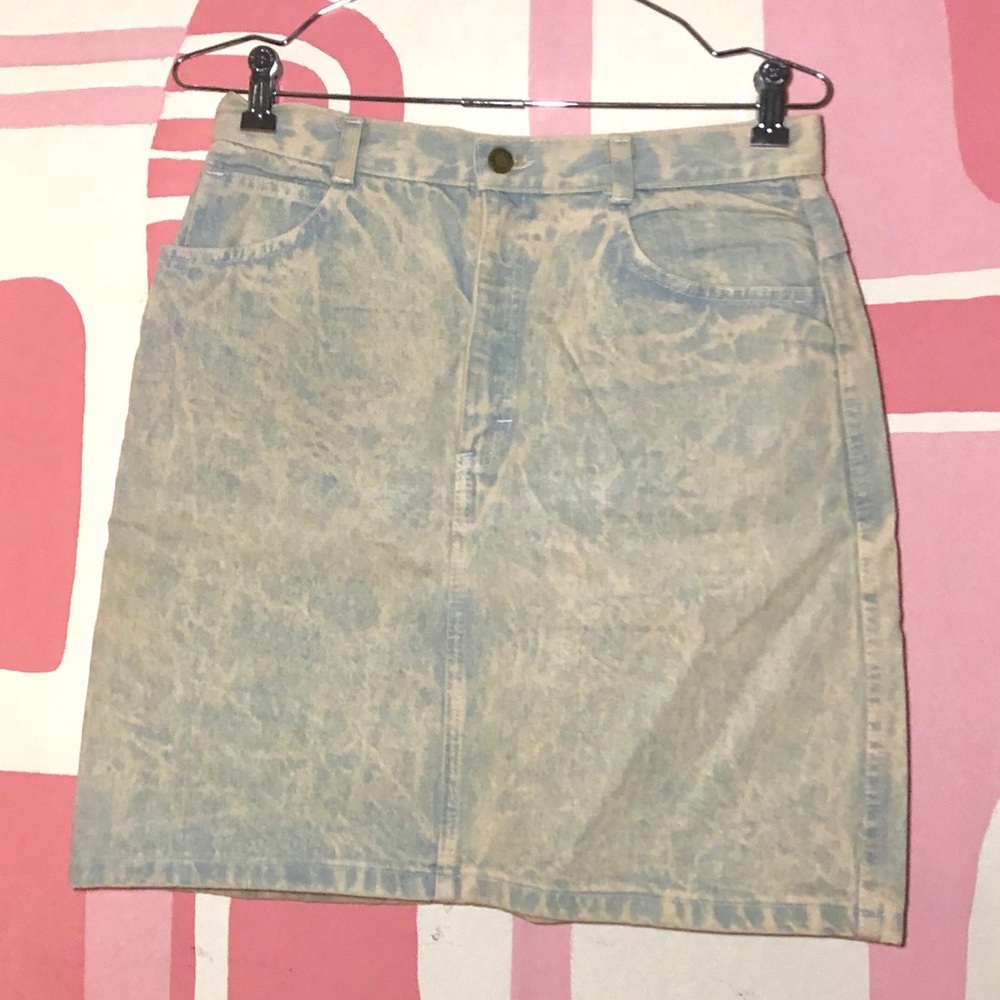 🌻 Vintage High Waisted Acid Wash Denim Skirt